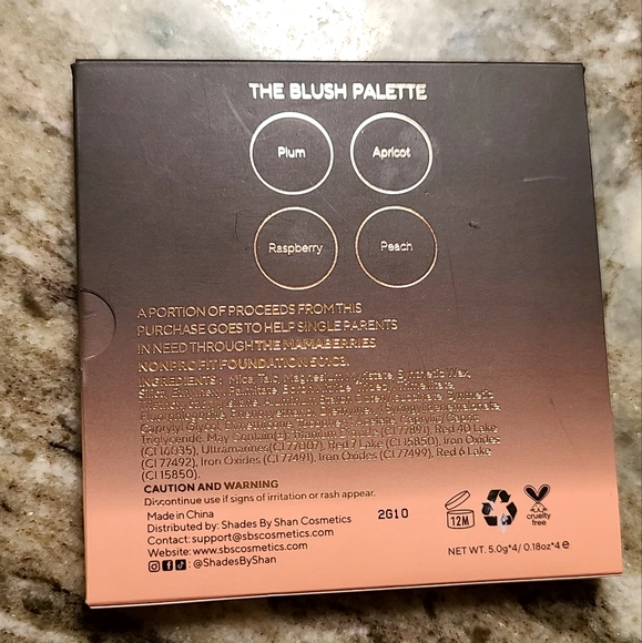 NIB Shades by Shan blush palette - Picture 2 of 4